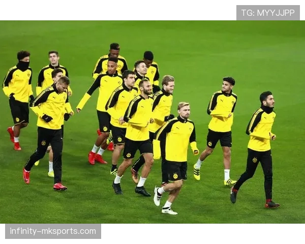 格雷戈里奇德甲表现稳健,助球队斩获关键胜利 格雷戈里奇德甲表现稳健,助球队斩获关键胜利