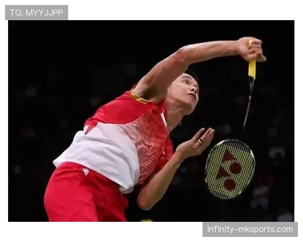 看陶菲克领奖那神情，翻到他日常照我只想说——这钱包承受得住吗